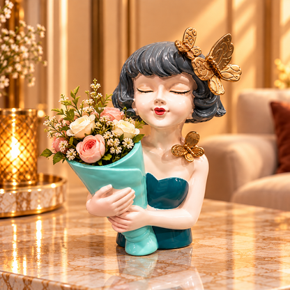 SHOWPIECE LADY