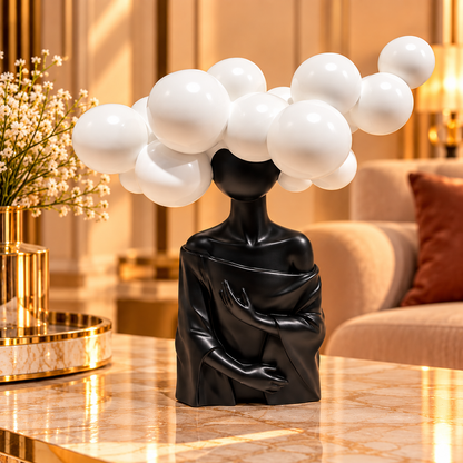 SHOWPICE BALLOON HEAD SCULPTURE